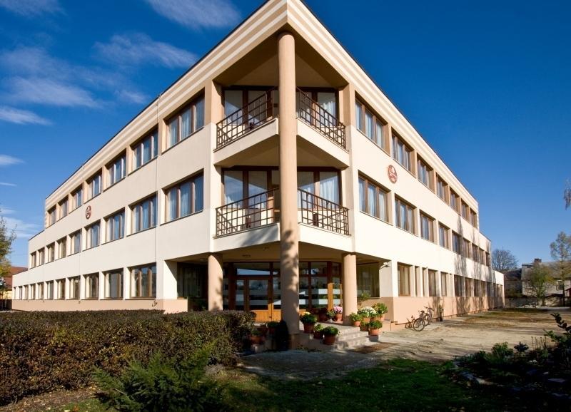 Vasvirag Hotel Celldömölk Екстериор снимка