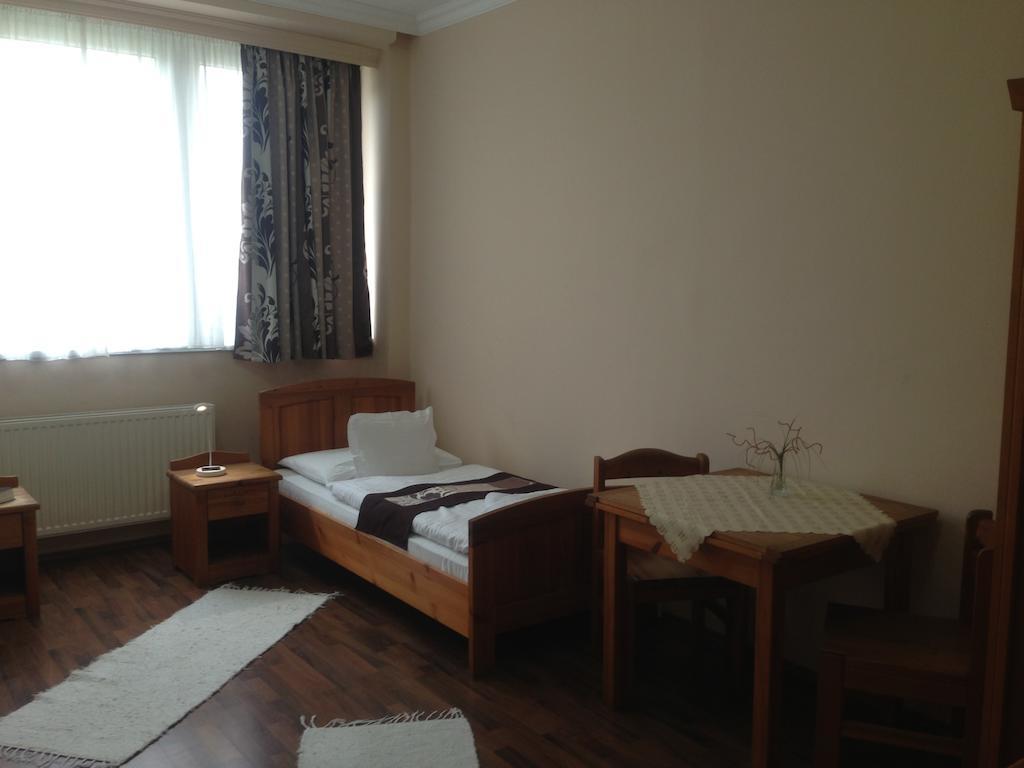 Vasvirag Hotel Celldömölk Стая снимка