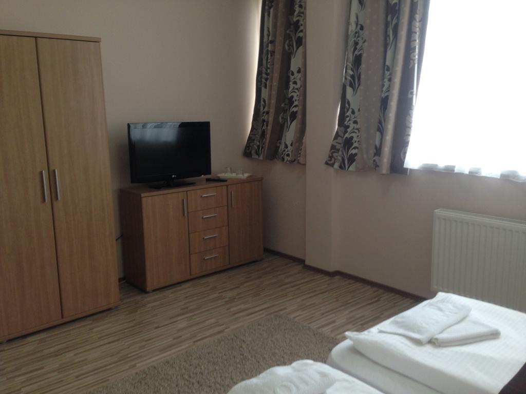 Vasvirag Hotel Celldömölk Стая снимка