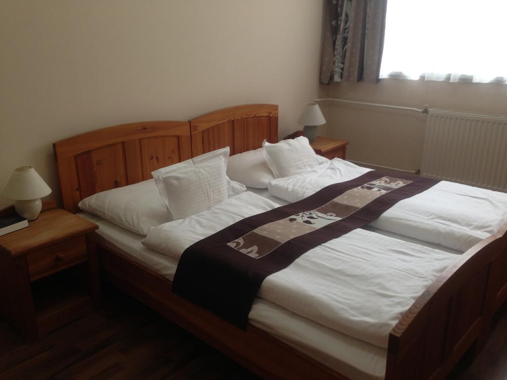 Vasvirag Hotel Celldömölk Стая снимка